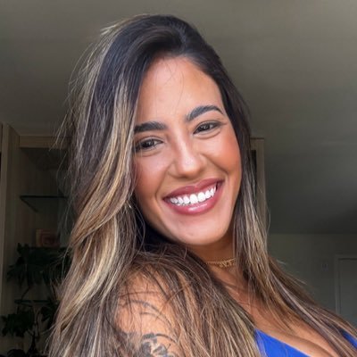 iamthaisneves's profile picture. reclamando um pouco nas horas vagas (sempre 🫶🏽)