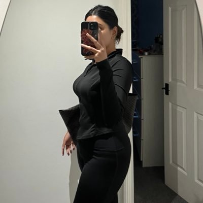 spicymargsssss's profile picture. Empath and a bitch