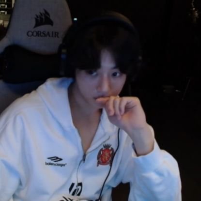 respctyoongi's profile picture. missing yoongi