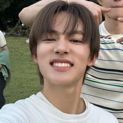 AnyLeehan's profile picture. 📺: #AT2500inAkasaka #H2Hseries #SchoolTripJoinedaGroupImNotCloseto 
#TheWickedGameSeries #onlyboo