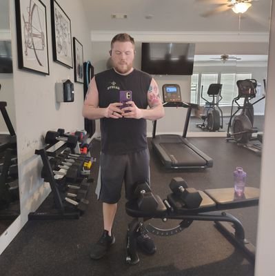 3rdstreet2's profile picture. Artist 
YOUTUBER 
MARTIAL ARTIST
GAMER
LOVE SPORTS AND TATTOOS 
NERD
https://t.co/Ou2zviywPK