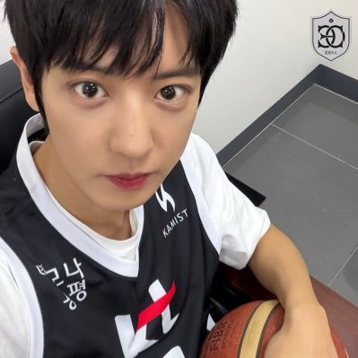 chanyeoIcito's profile picture. i remember it all too well