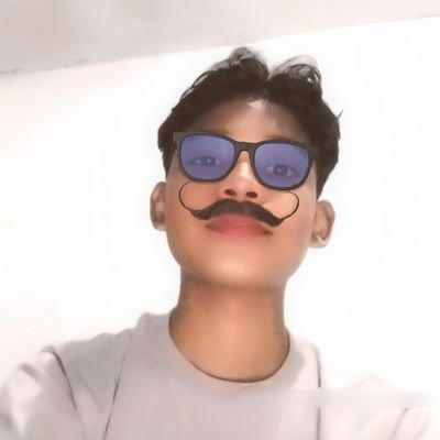 sadderdazeel's profile picture. hay