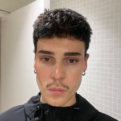 JoeCampbellMU's profile picture. 🧛🩸🕷🥀🎱💿🖤🏴‍☠️🗡🍄 Manchester