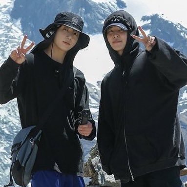 mamamochi1304's profile picture. You were only 7 but you have us now! OT7 💜🌈.Be a good human. Equal sign. I'm not perfect, I'm all shades of gray. 🇬🇧 ULT Jimin 🐥JM/JK biased.🐥🐰 🦀🔞