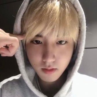 rinitesung's profile picture. penso todo dia no blondesung | jeongsung’ gf