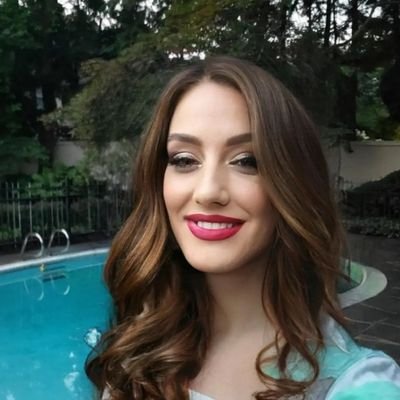 DevlinsUndies's profile picture. 