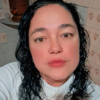 LiviaSanto84486's profile picture. 