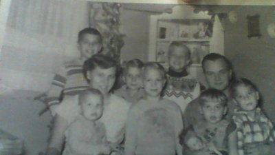 rbsmokey1's profile picture. #4 of 9 kids.  Love to garden, love my kids, grandkids, and my great grand. Born Jan 30th No DM I will block you. No lotto, no bitcoin. =Block