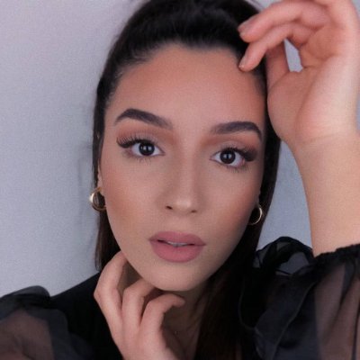 Parisa130110's profile picture. 