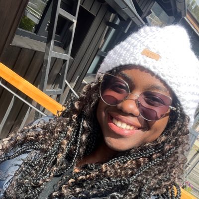 Melvileny's profile picture. Nurse turned entrepreneur 💡 | Former @ Wellness Clinic | EA @ Latam Frens | Building @ OxyWellness 🌱 | Passionate about health, startups & human connections