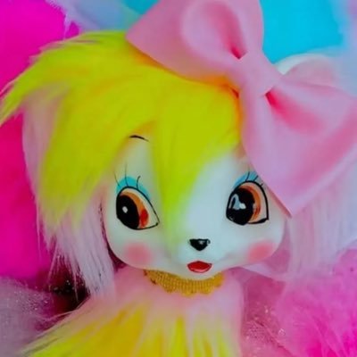 R4ND0MC0L0RS's profile picture. 