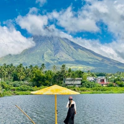 EmSisiw's profile picture. 1 Corinthians 16:14 l ILY5 💙🍢🌭🍓🐔🌽