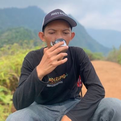 azizhubban's profile picture. lifelong learner