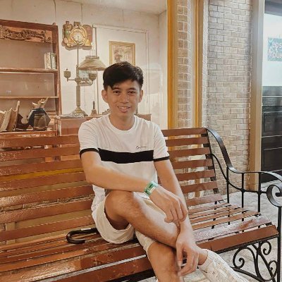 LeoCaroc's profile picture. Senior Fullstack Developer || Chess Player