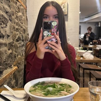 xoxoumayma's profile picture. tutto passa