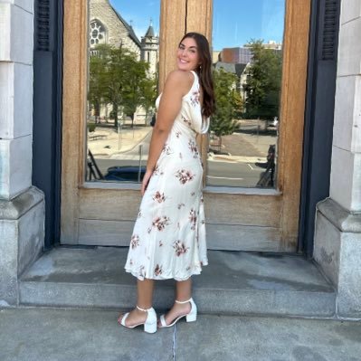 KatieLebiedzin1's profile picture. lpool '27