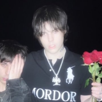 mycuttertalk's profile picture. God damn it got Cheese on the robins . #hmtwt