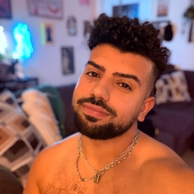 Erixxxs_'s profile picture. 27| Leo♌️ 🇧🇷🏳️‍🌈| IG:eriixxds_ #BlackLivesMatter #BlackTransLivesMatter #FreePalestine🇵🇸He/Him| the bottom that was promised 🙏🏼5’2 Taken💕👬