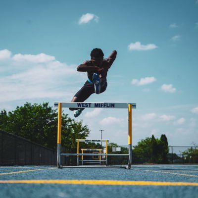 llJustinJrll's profile picture. WMHS | C026’ 🎓 | Indoor/Outdoor Hurdler🏃🏿110(16.17) 300hh(43.58) | 3.0 GPA JustinGJr26@gmail.com | https://t.co/JTQkfyXdYz