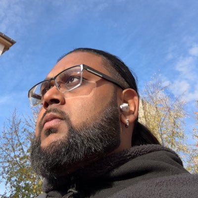 Tonton_Poutini's profile picture. L'orage est provisoire mais le drip est éternel ☝🏽🇮🇳#BMS