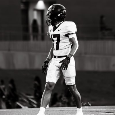 tre_clewis3's profile picture. WR/DB CO:2028 FULSHEAR HIGHSCHOOL 100m - 10.8 200m- 21.7 400m- 49.0 40yrd- 4.42  3.8GPA  email: treclewis3@gamil.com