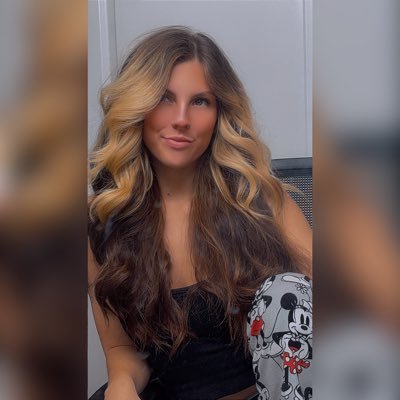 Courtneyj_07's profile picture. 18+ content , Keep it short and sweet🤭