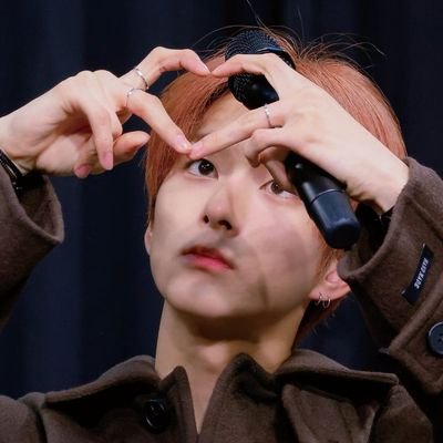 junhan_dupe's profile picture. GAON BIASED
ദ്ദി ≽^⎚˕⎚^≼ .ᐟ
D1 villain fr fr