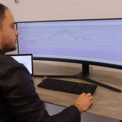 Elizabe77091201's profile picture. Forex Expert Trader🖥📲 Blockchain manager💵💴💶💷💸 Business owner💼 Investor🏦