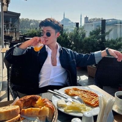 f3099_'s profile picture. 