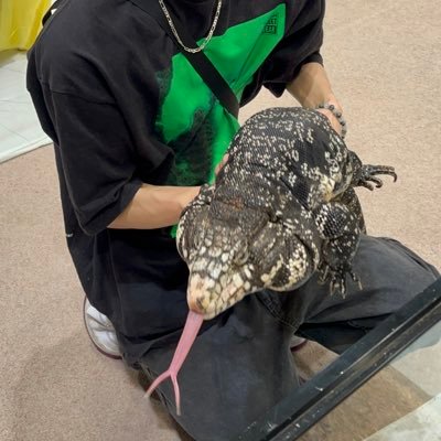 yxz2t's profile picture. 