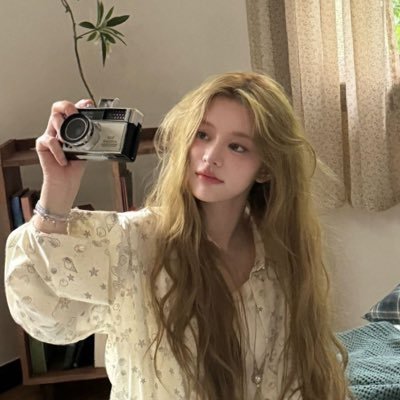 mflooooow's profile picture. 아이돌 덕질하는 주린이