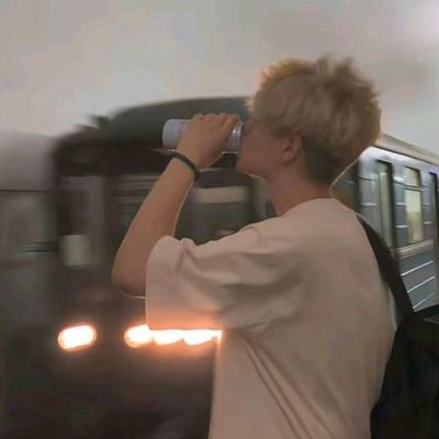 Kanna81951194's profile picture. 浏览器链接或扫码注册进入平台https://t.co/cunDvu7FTC，按照图中的技巧来撸，即可每天稳撸1000+