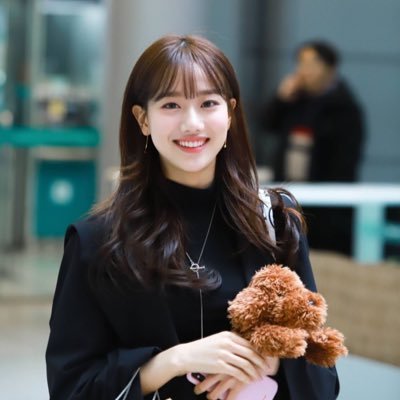 c_lolalola's profile picture. 