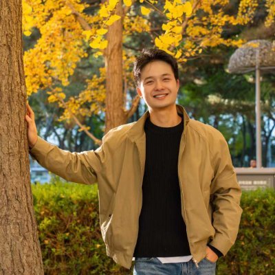 zhou_xz74302's profile picture. 