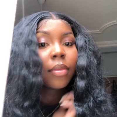 pris__caaa's profile picture. Better live your life. We’re running out of time…