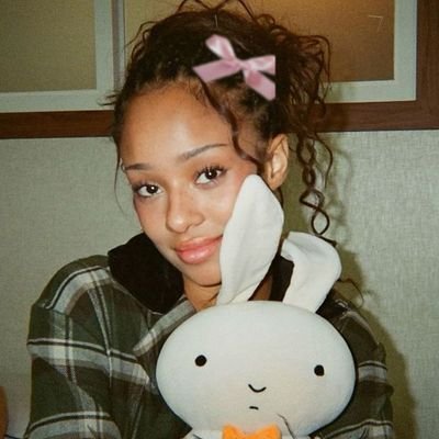 kndabwooki's profile picture. iadiad ✨