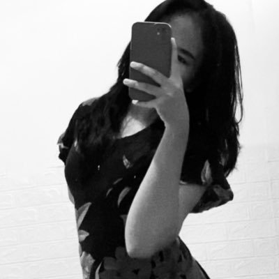 ann4vailable's profile picture. matchaholic