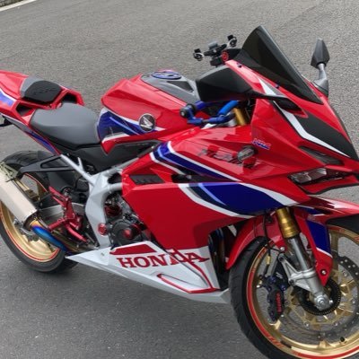 Shinji585168's profile picture. HONDA大好きでVTEC大好き😃 
愛車はCBR250RR‼️