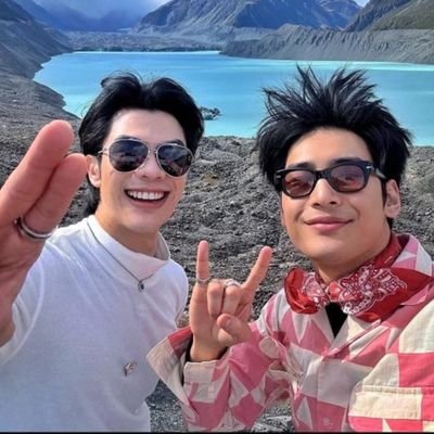 APossword's profile picture. 💚🥐น้อลโปโป:)พี่มุ้มาย🎸🌈
@Nnattawin1🥐@milephakphum💚
🎶The smile on your face let's me know That you need me🎶
follow me🥂back💯 Everything @CherryMagic11