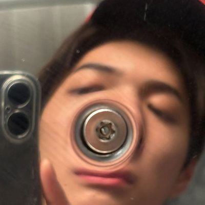 _leedongdong's profile picture. i love haechan,mark,and keonho ofc.

🐟 nct & cortis gausa pada ribut lu semua 🐟