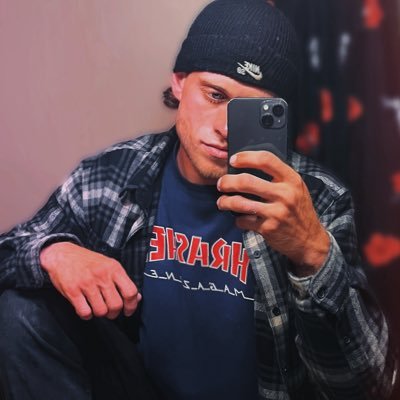 ItsKovall's profile picture. onlyfans: https://t.co/i3MHZFKD84