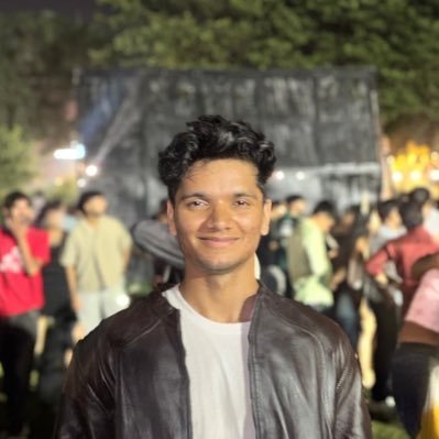 AgamPandeyy's profile picture. senior @iitroorkee @dsg_iitr