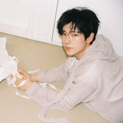 haruaszn's profile picture. president of yushi thigh nation