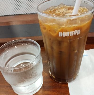 happysakura916's profile picture. 二代目佐倉東郊　本名佐倉正広 俳句〈雨だれ〉熱海つぶ庵守護神社⛩️Cafe SANTA🎅江原啓之先生著書『いのちが危ない』/ドトール/
文学/ストリップ/踊り子💃/低登山/俳句/歴史/曹洞宗🙏合掌/ひきこもり/神社仏閣教会/サブ垢