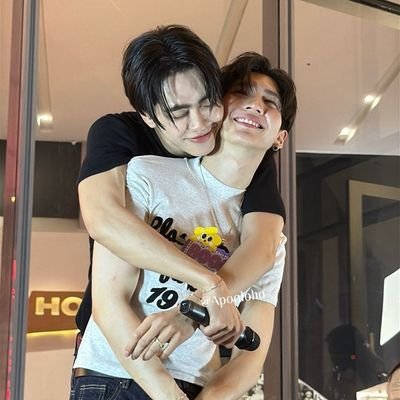 sea_angelica_'s profile picture. addor e mar 🌊
Bangtan 💜
Taehyung - Joong - Aou Boom - Sea Tawinan - Net