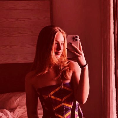 _Pietrakk's profile picture. 𝗌𝖺𝖻𝖾𝗋 𝗍𝗎𝖽𝗈 𝖾́ 𝗉𝖾𝗋𝖽𝖾𝗋 𝗍𝗎𝖽𝗈... 💙❤️ 飛心 🧡𝟖𝟏