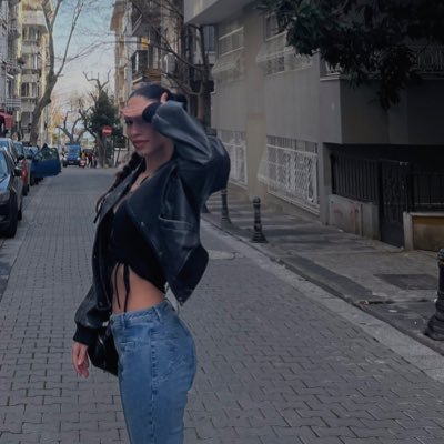 cerjnn's profile picture. evlimutlucocuklu