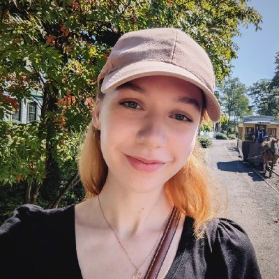 lisapontmiyabi's profile picture. 🎨 Visual designer - I help people & brands share their stories across Europe & Japan. 🌉 Co-founder of Pont Miyabi.