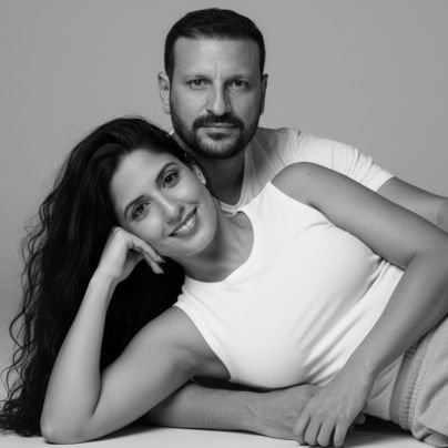 PauloRo15237289's profile picture. Deus, Família e Pátria, "Brasil acima de tudo e Deus acima de todos"
A outra coisa" Universalmente de Direita", armamentista, e a favor da meritocracia.